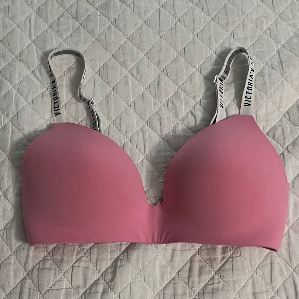 Victoria's Secret Pink Seamless Wireless Bra with Logo Straps